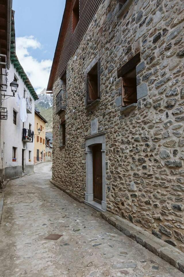 Cantal Sallent De Gallego Sencillo Y Acogedor Buitenkant foto