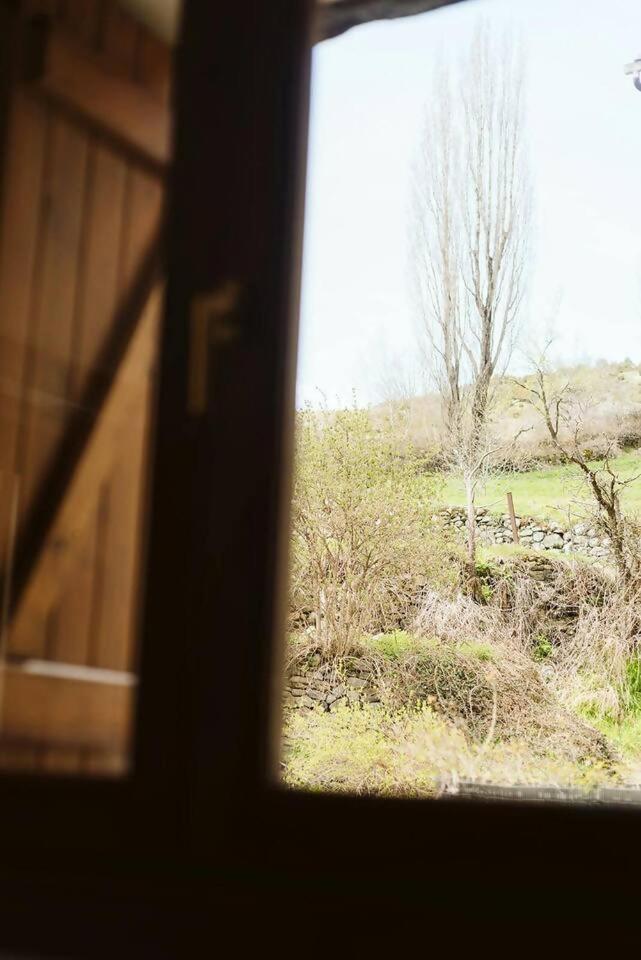 Cantal Sallent De Gallego Sencillo Y Acogedor Buitenkant foto